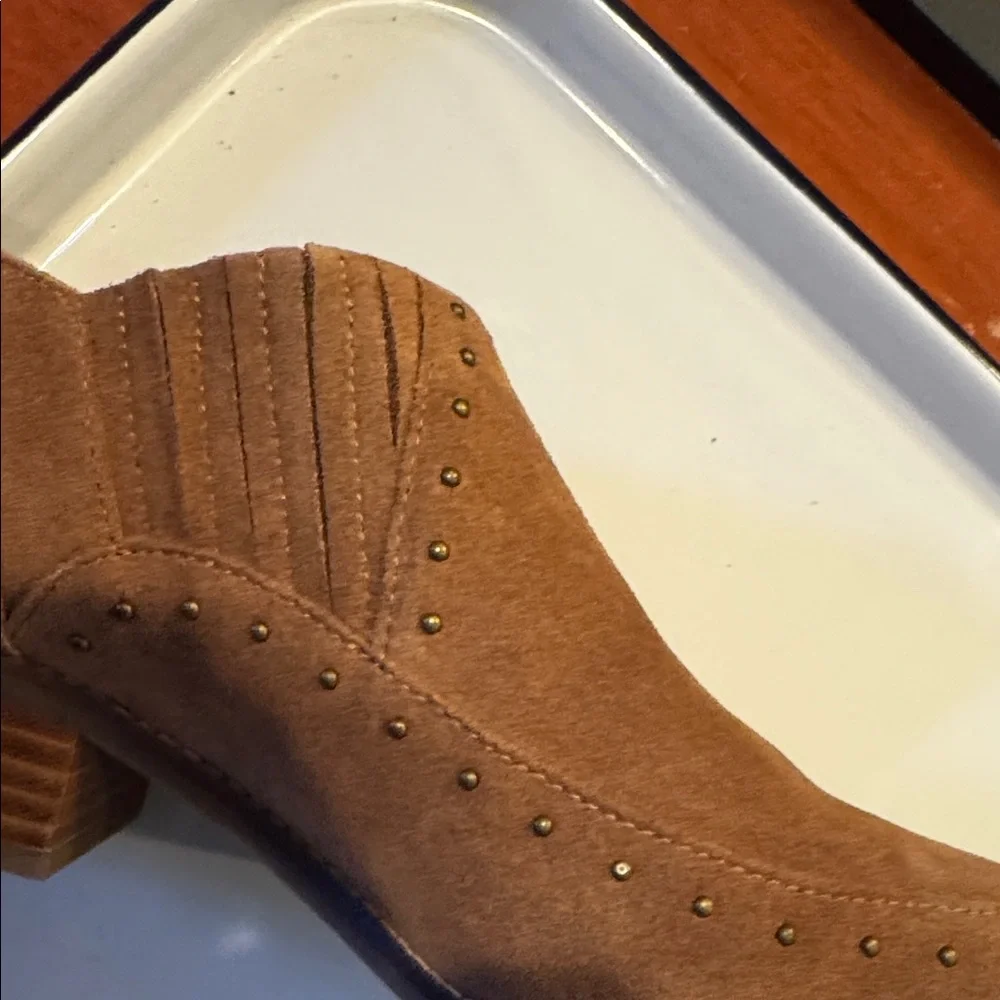 Crown Vintage Women’s Pecan Cow Suede Shoe Boots - Picture 12 of 16